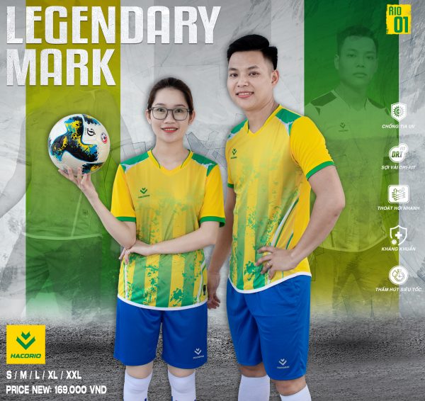 Mẫu áo bóng đá không logo màu vàng