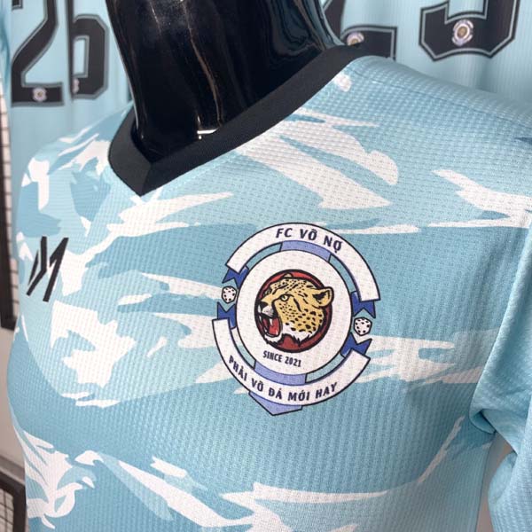 Mẫu Logo dành cho áo đấu màu xanh MC