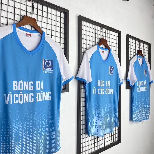 Hình ảnh chân thực áo đấu đẹp 2023 VietFootball sau may