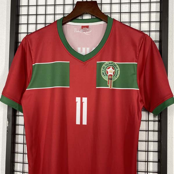 Áo đấu đội tuyển Maroc với logo ấn tượng 