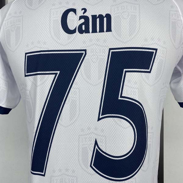 Font số in áo đội tuyển Ý màu trắng độc đáo